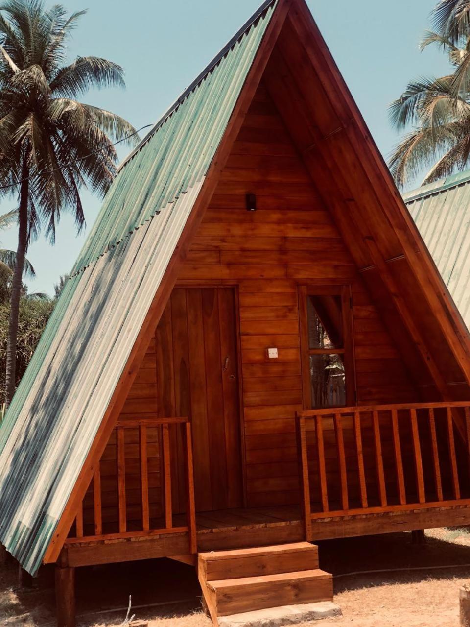 Nilaveli Sheen Coast Trincomalee Exterior foto